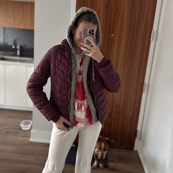 Warm jacket with a hood with a zipper (it can be unfastened) - Picture 3 of 3